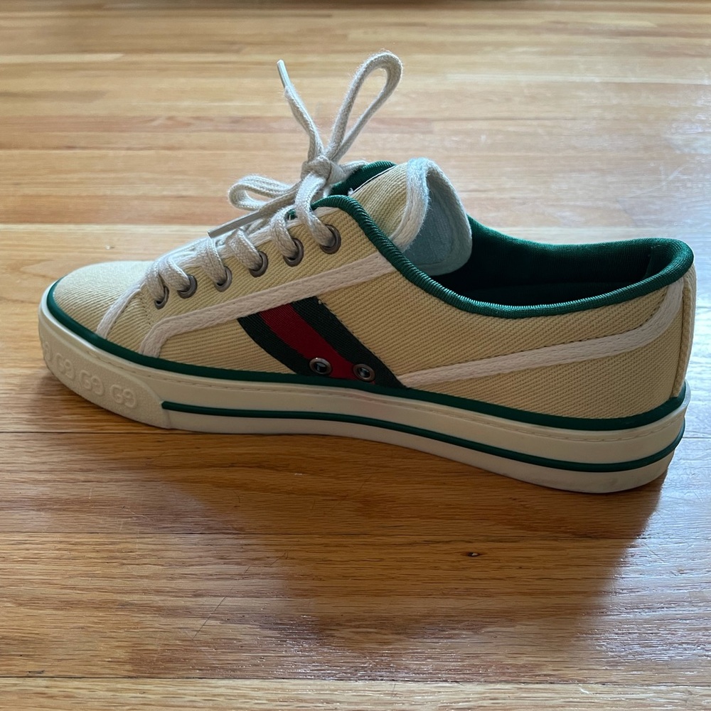 Gucci tennis sneaker (women’s)